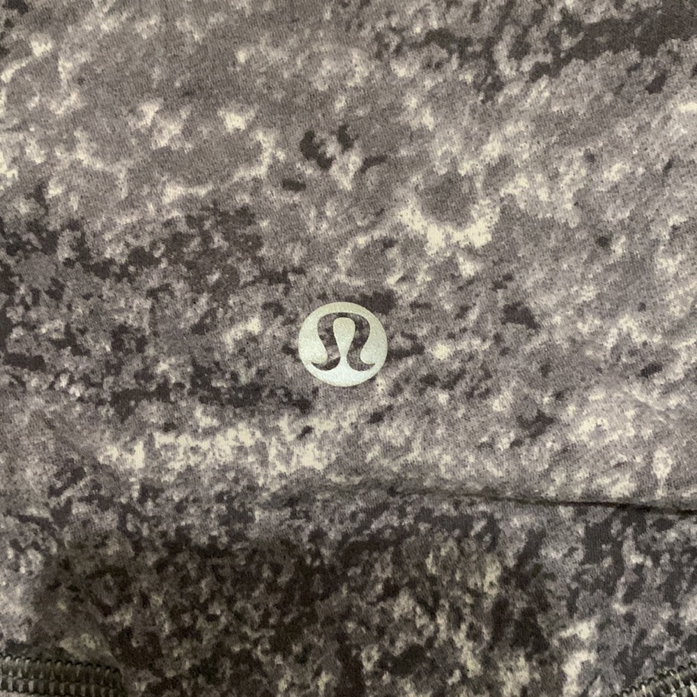Lululemon align leggings - Picture 4 of 4